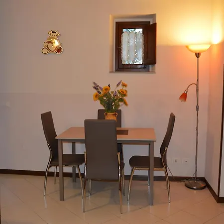 Magnolia - Large And Comfortable Flat Apartment
