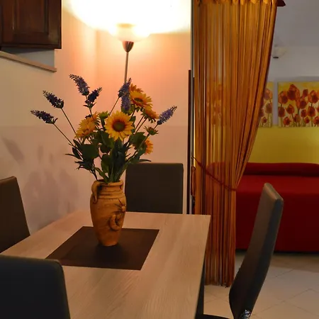 Magnolia - Large And Comfortable Flat Apartament Florencja
